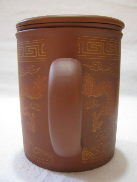 Chinese Dragon motif Teacup/Infuser with Lid: in Kitchen & Dining Wares in Winnipeg - Image 2