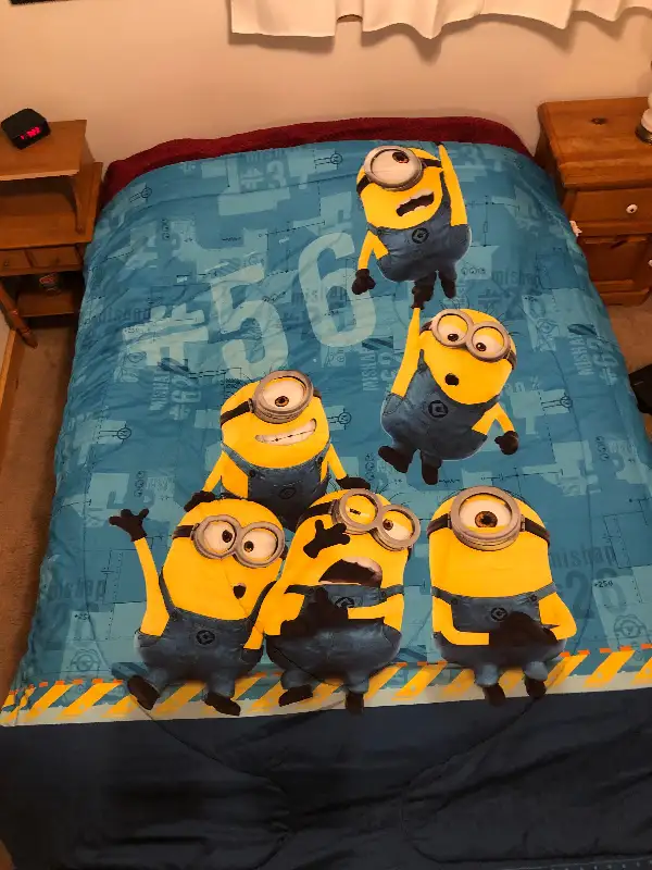 Minions comforter in Bedding in Stratford - Image 3
