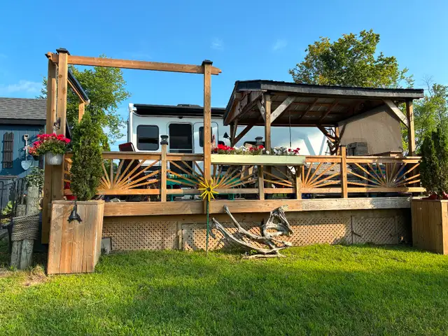 24’ x 10’ DECK