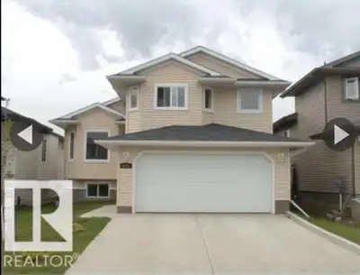 Well-maintained and renovated home featuring 5 bedrooms and 3 full washrooms. Hardwood flooring thro...