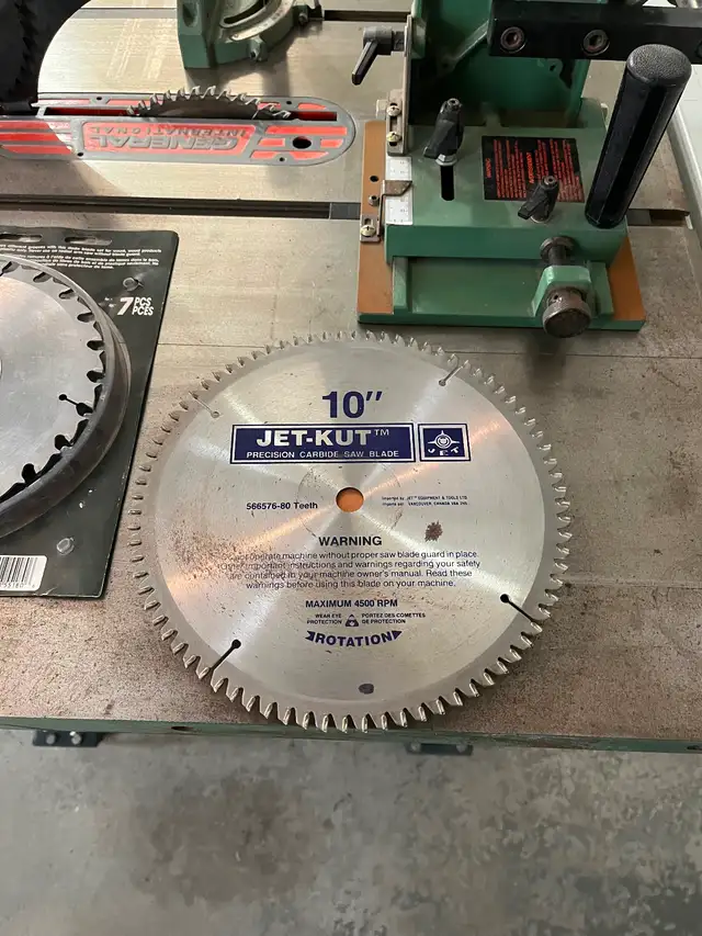 General Table Saw in Power Tools in Sarnia - Image 6