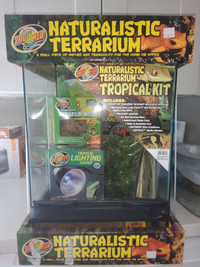 ZooMed Naturalistic Terrarium Tropical Kit NT-2T