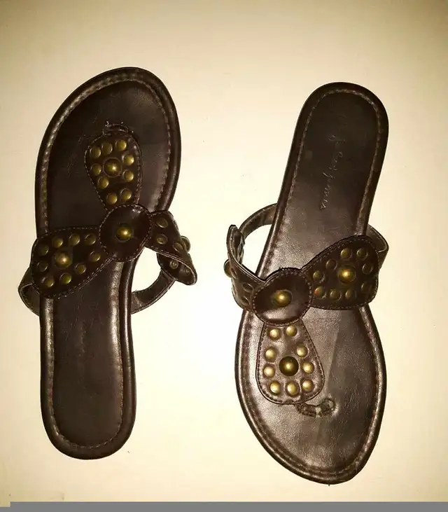 Women's  Sandals (EUC) in Women's - Shoes in Stratford - Image 6
