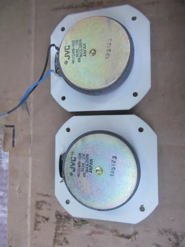 Vintage JVC  speakers  SK 1000 II  Tweeter  speakers x 2 in Speakers in City of Toronto - Image 3