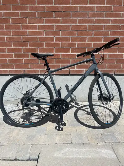 Men’s/Ladies bikes and travel rack, View more