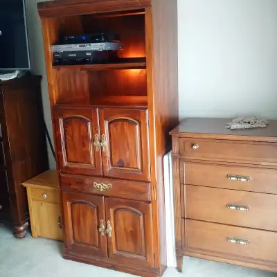 Solid pine Kroehler wall unit, View more