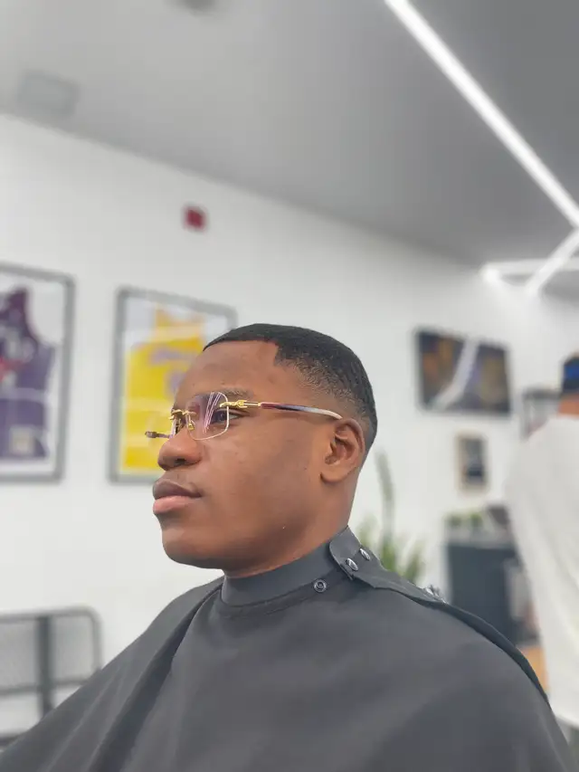 Free Apprentice Haircuts | Barber Theory Toronto in Health and Beauty Services in City of Toronto - Image 8