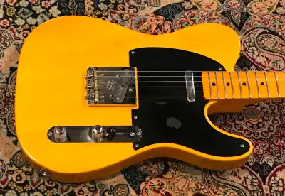 FENDER ‘52 Reissue TELECASTER, View more