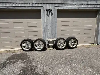 One complete set of four wheels 275/40/20 Nexen (2) 315/35/20 (2) Bounce: One rim 9.5”x12x20 One rim...