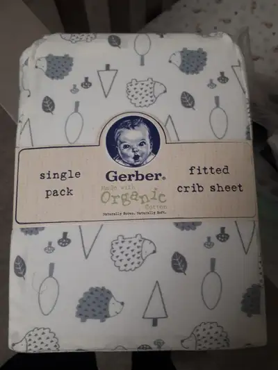 Gerber Fitted Crib Sheet (New), View more