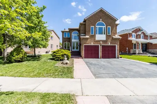 Fully furnished LUXURY 1,133+ SQF!!!!! 2 BED 2 BATH BASEMENT APARTMENT! LARGE Living Room, 2 LARGE D...