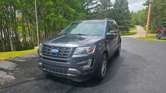 2017 Ford Explorer Sport in Cars & Trucks in Calgary - Image 2