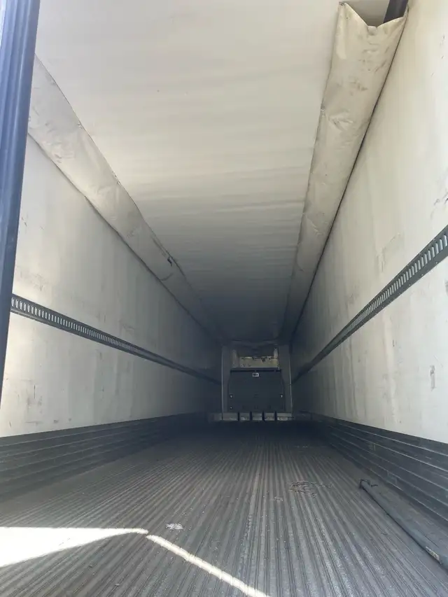 2021 Utility Refer trailer tridem in Heavy Trucks in Charlottetown - Image 7