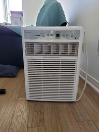 Air Conditioner ( VERTICAL for window )