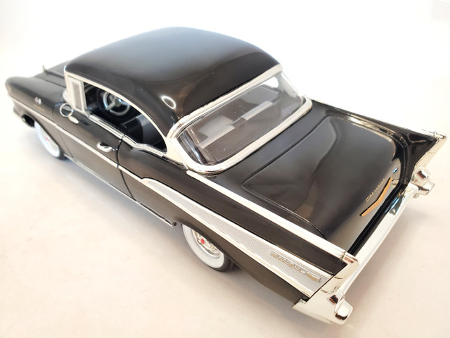 1:18 Diecast ERTL 1957 Chevrolet Bel Air Black American Muscle in Arts & Collectibles in Kawartha Lakes - Image 3