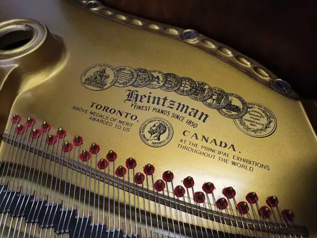 Heintzman Grand Piano  in Pianos & Keyboards in City of Toronto - Image 4