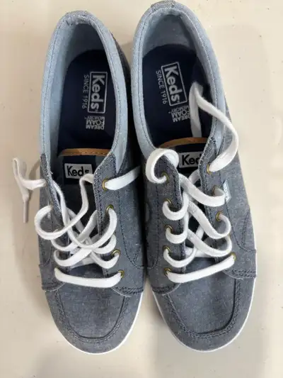 Womens Keds Model WF59960 Size 8, View more