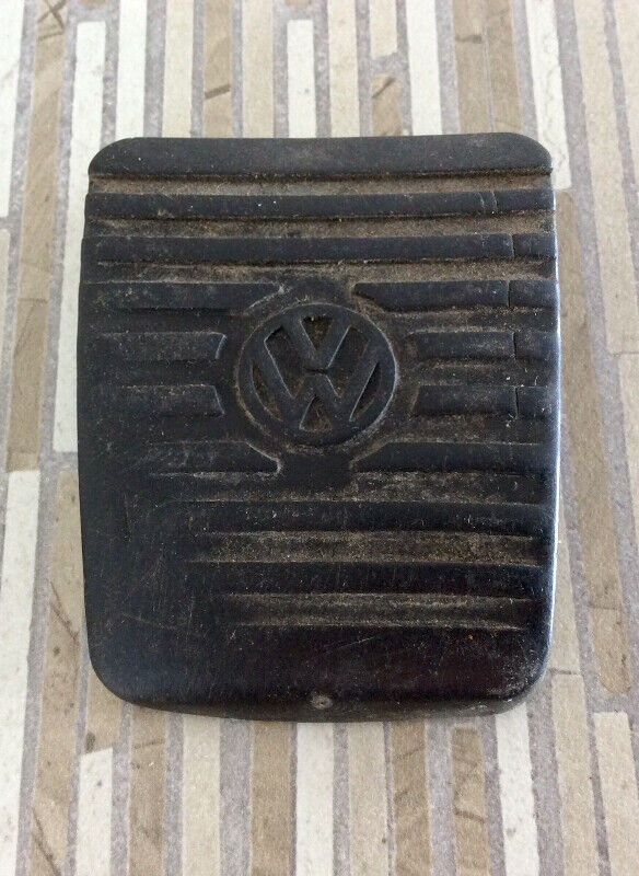 Caoutchouc pédale frein VW # 311721173A  Westfalia Combi dans Autres pièces et accessoires  à Saint-Hyacinthe