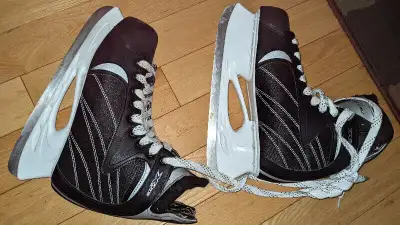 WinnWell XLITE Senior Size 9.0 Ice Hockey Skates, View more