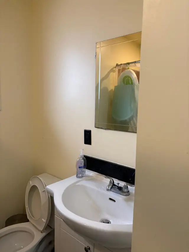 Room for Rent Near Ottawa General Hospital | Room Rentals & Roommates ...
