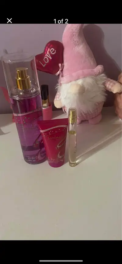 LIKE NEW CONDITION BRITNEY SPEARS FANTASY PERFUME COLLECTION EVERYTHING IS STILL FULL TO THE TOP ASK...
