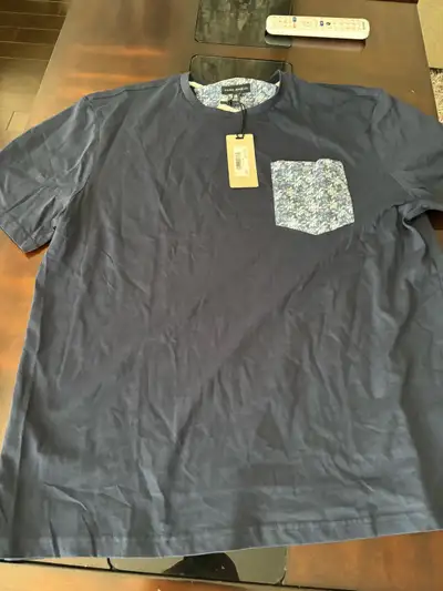 Silver Jeans Co T-Shirt XXL, View more