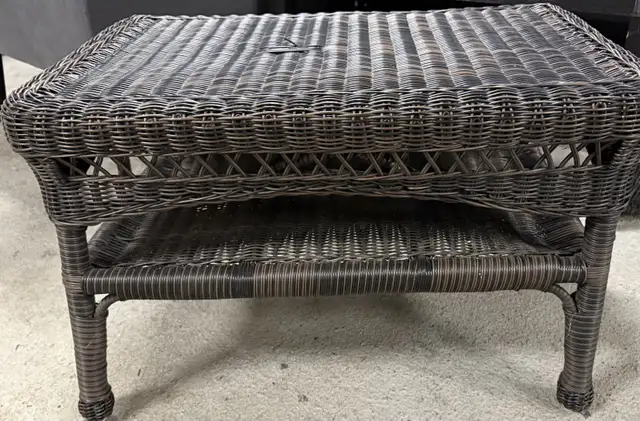 Wicker Side Table in Coffee Tables in Mississauga / Peel Region - Image 2