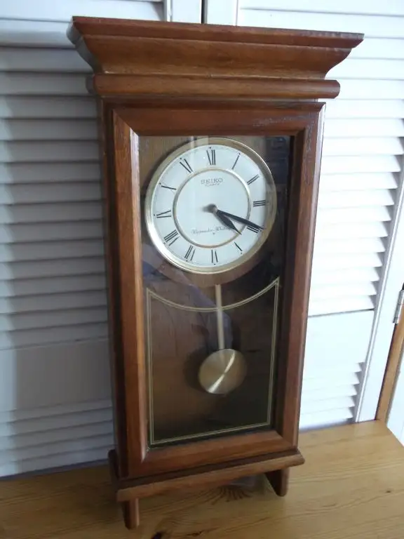 Seiko Long  Pendulum Chiming Quartz Wall Clock QXH101BL in Home Décor & Accents in City of Toronto - Image 7