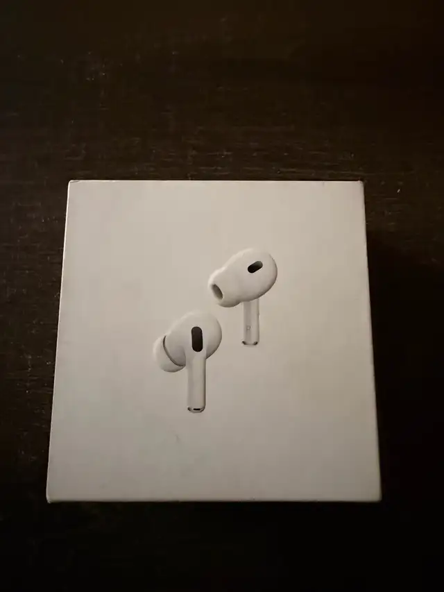 AirPods Pro 2 in Headphones in Regina - Image 2