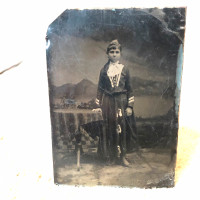 Ancienne photo Ferrotype (Tintype) Enfant en costume  #  13
