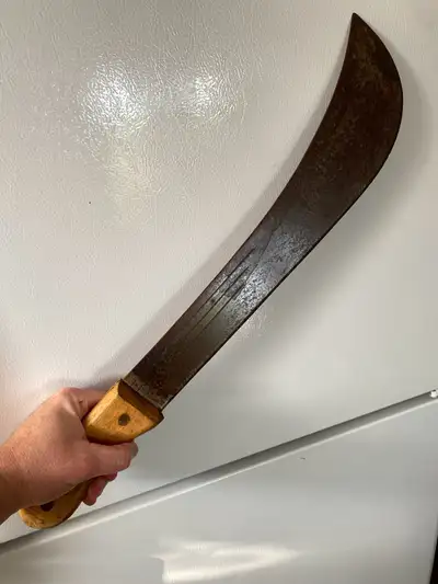 machette! ( VALEUR DE 80$ POUR 25$ ) AUBAINE!!, View more
