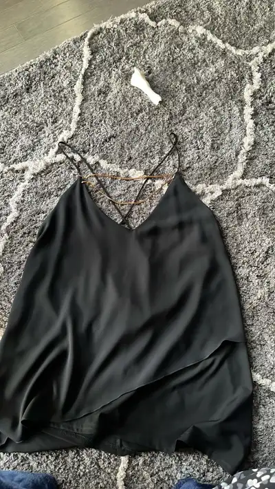 Dressy dex tank top with rose gold chain , View more