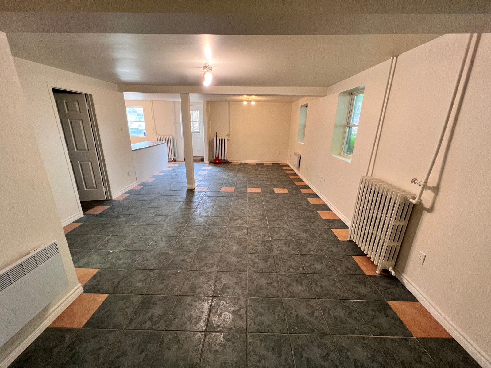 1581 8e Avenue — photo 1