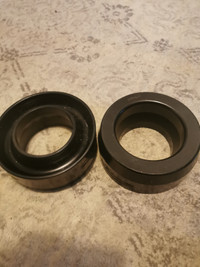 Daystar 1.5" rear coil spacers