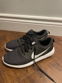 Nike Golf shoes - size 7 