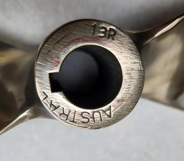 Sailboat propeller in Boat Parts, Trailers & Accessories in Kitchener / Waterloo - Image 3