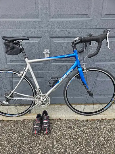 Giant OCR 2 road bike , View more