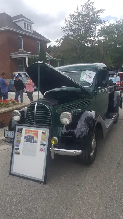 1939 Ford 1/2 Ton Model 91c Flathead V8 85 HP 221c 3 Speed. Frame off Restore approx, 30 years ago....
