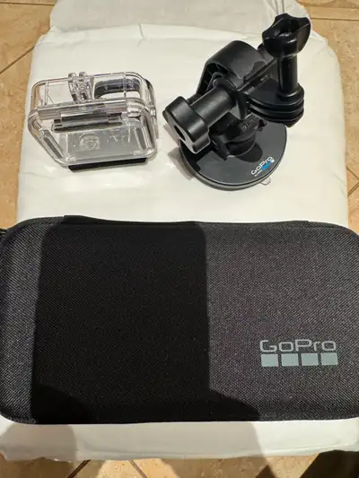 GoPro Hero 9 Black essential Package, View more