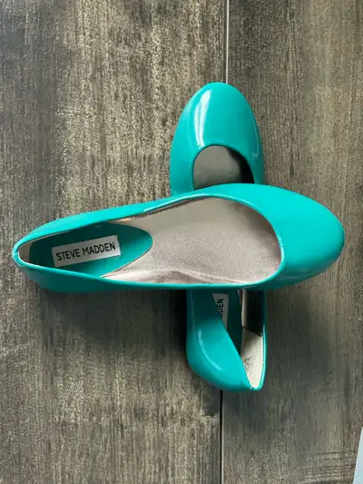 STEVE MADDEN Flats, View more