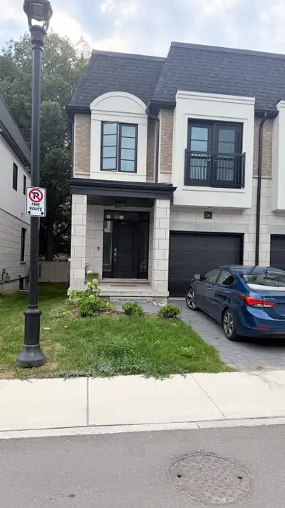 Private Room Available in Cambridge *From December* : 143 Elgin Street North Cambridge. A private ro...