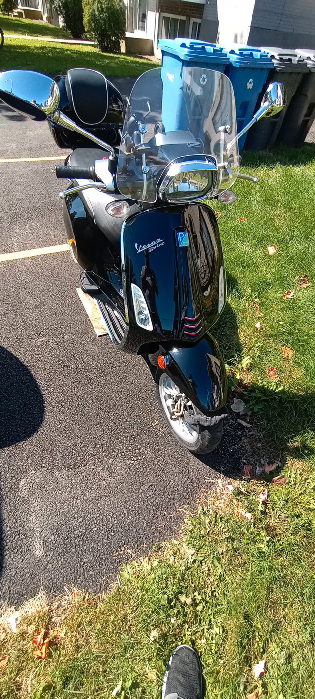 Vespa Sprin 2015 dans Scooters et minimotos  à Longueuil/Rive Sud - Image 3