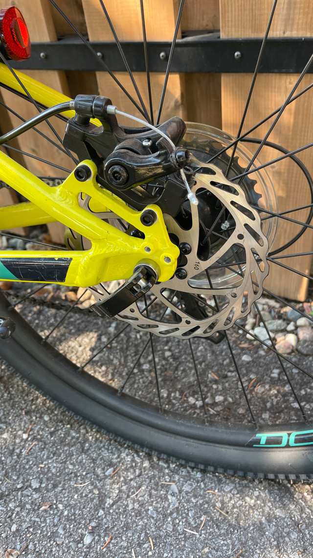 Cannondale Kid’s Trail Bike, 24”, Solar Yellow - Like New in Kids in Ottawa - Image 4