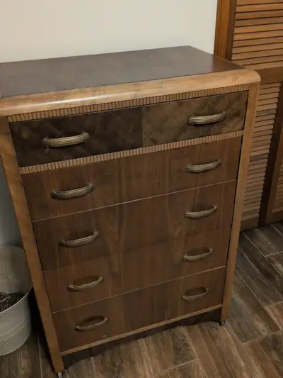 Set de chambre, View more