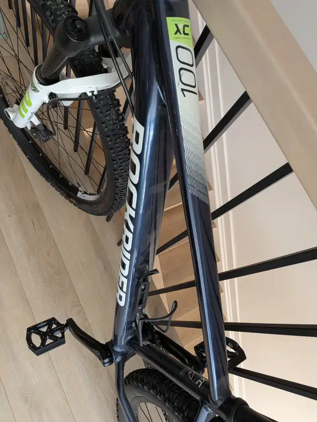 LIKE NEW 29" Decathlon Rockrider XC 100 Mountain Bike - Size S in Mountain in Ottawa - Image 3
