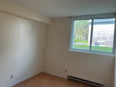 2 bedroom condo for rent in Casselman