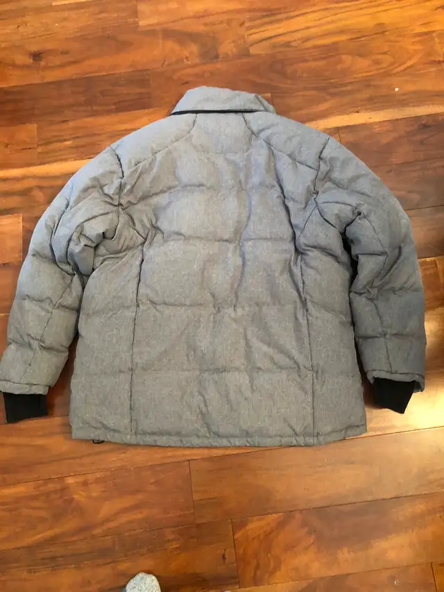 Duck down slim parka in Men's in Calgary - Image 5