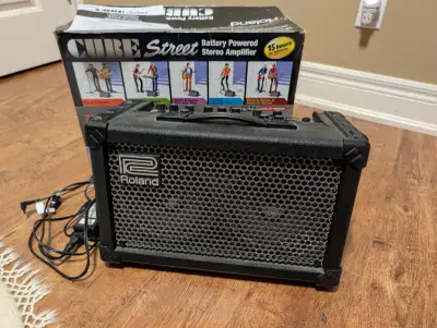 Roland Cube Amp, View more