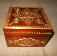 Straw inlay wooden boxes