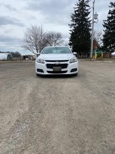 122,500 km New tires Sunroof 289-332-0057